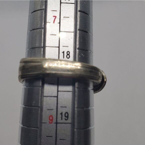 Vintage Tudor Plate Oneida Silverware Ring - Picture 6 of 6